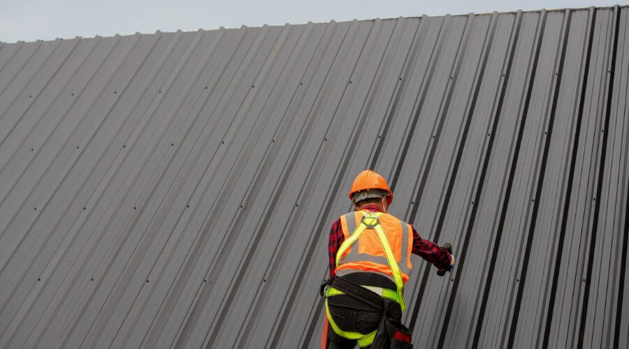 Expert top industrial roofings services in Manitou, KY